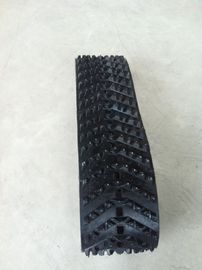 pista di gomma 320*72*43mm di gatto delle nevi del nero 104.92kg per il sistema di pista di gomma