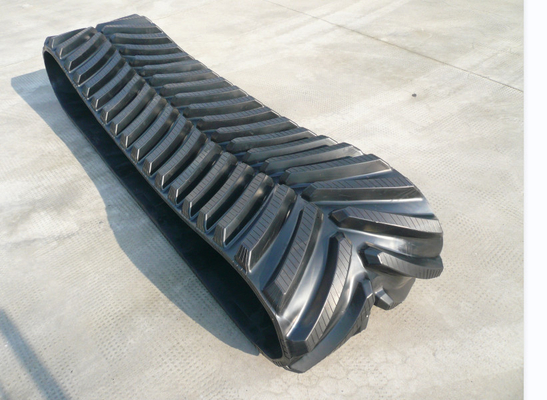18&quot;X6&quot;X53 Righe di gomma per l'agricoltura per Chanllenger 35 / 45 / 55 Righe larghe 18&quot;
