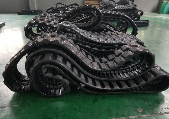 450x71x86 308BSR Excavator Rubber Track Lunghezza totale 71x86 6106mm
