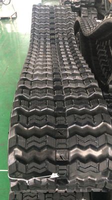 320x86x55/400x86x55/450x86x55 Pattern a zigzag Skid Steer Caricatore Traccia in gomma