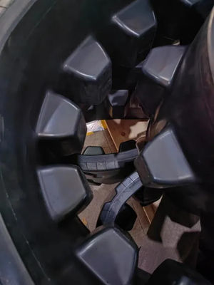 406x152.4x52 Fitture per pista di gomma per pavimentatore di asfalto per Dynapac F141CR/R141CS