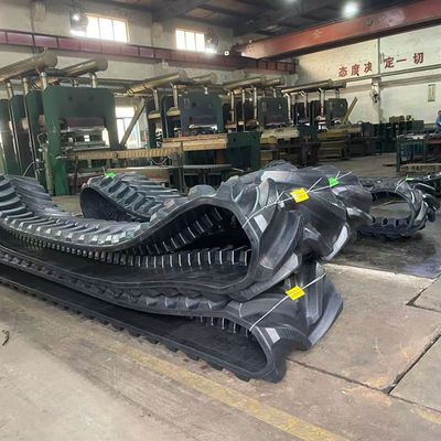 Agricoltura Challenger MT800 trattore pista di gomma larghezza 30 pollici Piccola quantità di magazzino disponibile fornitura diretta di fabbrica