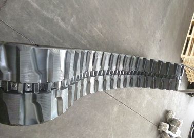 Tracciato di gomma di dimensioni 450x73,5x80