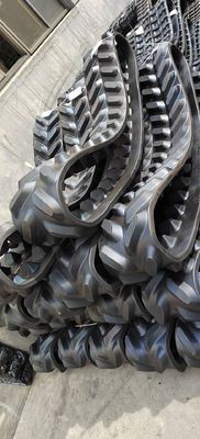 Fitture di pista di gomma 300x127x32 per Kubota M5091 Power Crawler