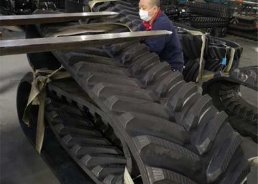 Cinture di gomma di larghezza 25&quot;30&quot; per il trattore agricolo CAT Challenger 35/45/55/65 /75/85/95