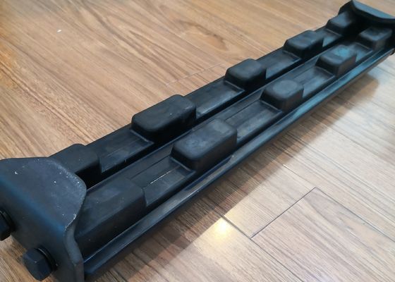 clip del passo di 700mm sull'escavatore Rubber Pads For KOMATSU