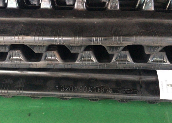 pista di gomma 320mm della mietitrice del passo di 90mm largamente per KOMATSU CD23